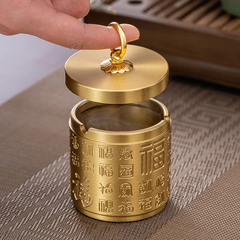 Real copper ashtray with lid anti-fly ash smoke smell brass high-grade car car office home exquisite ornament