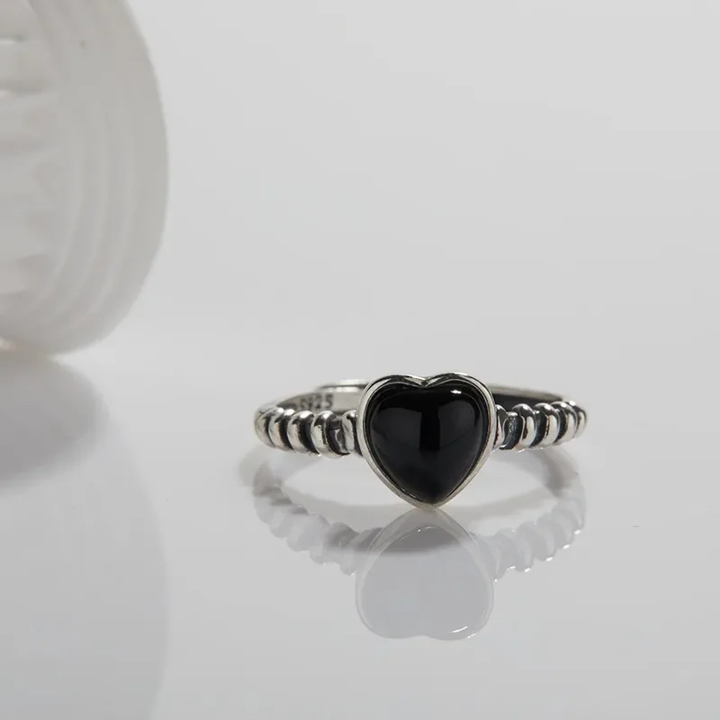Vintage Thai silver heart-shaped colored treasure ring S925 sterling silver inlaid with natural black agate love simple ring