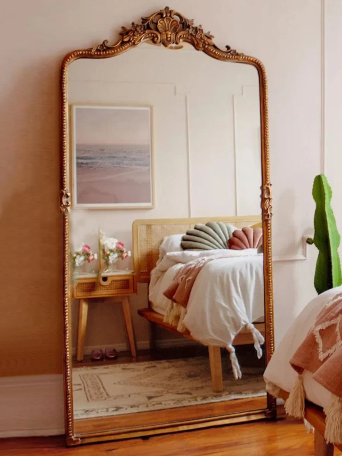Miroir sur pied sculpté rétro européen et américain de qualité supérieure, idéal pour dressing et dressing français