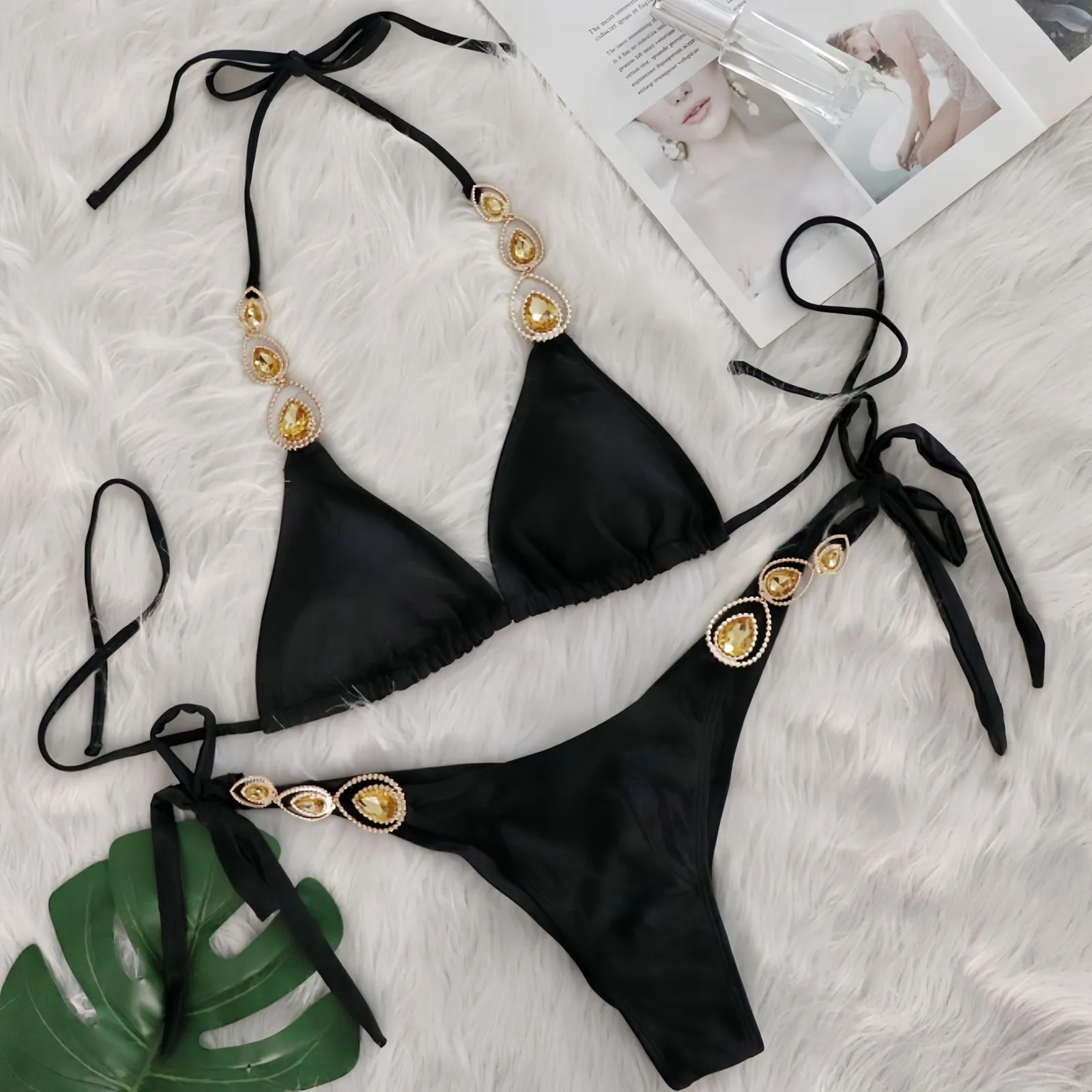 2025 Sexy Bikini Set Rhinestone Halter Lace Up Biquini Women Bathing Suit Crystal Diamond Brazilian Thong Bathing Suits Swimwear