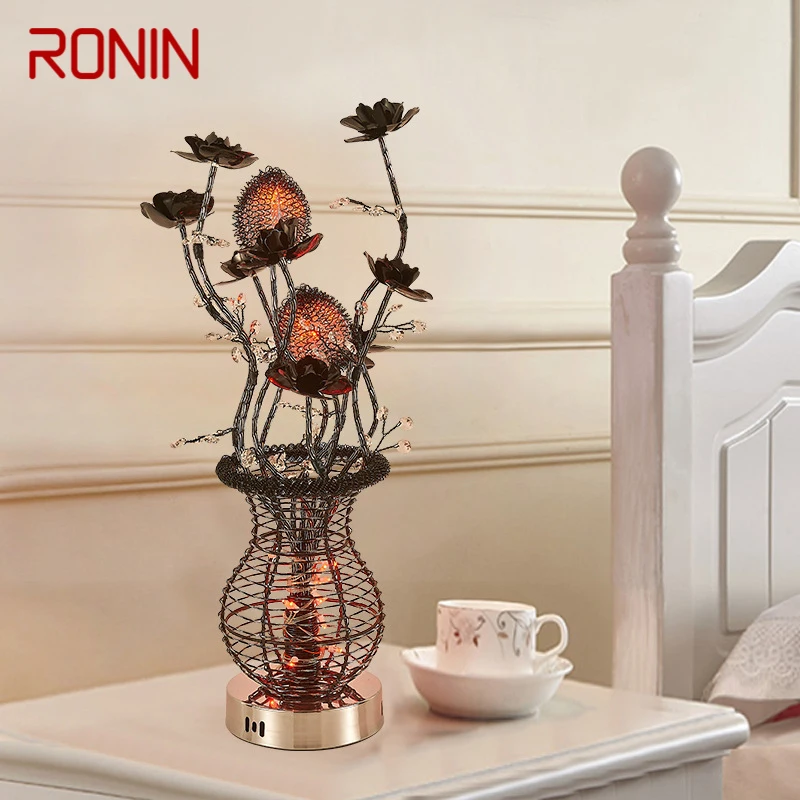 

RONIN Modern Black Table Lamp Fashionable Art Living Room Bedroom Hotel LED Originality Decorative Bedside Desk Light