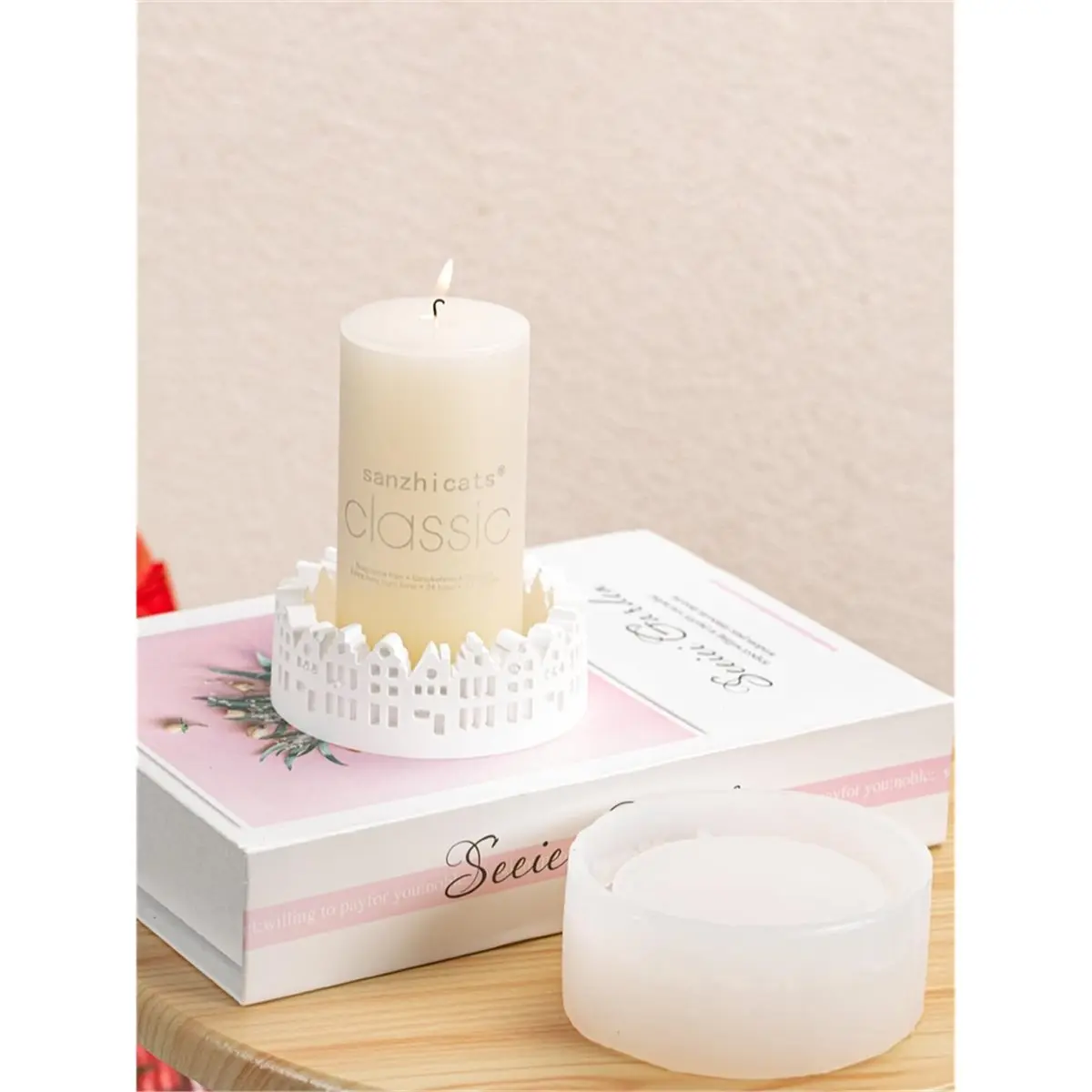 Budget-Friendly-Cement Plaster Storage Tray Molds Ring-Shaped Hollowed Out House Candle Base Epoxy Resin Mould Home Decor