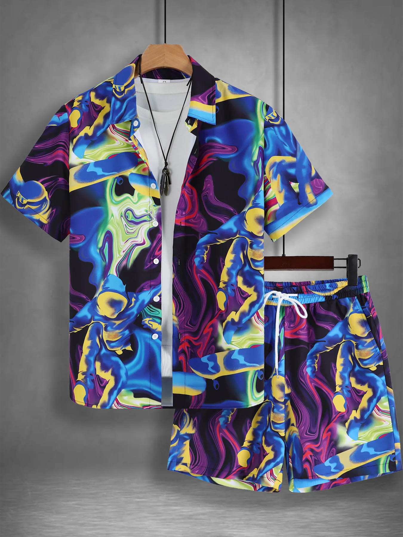 

Men's Gradient Astronaut Print Casual Set 2 Piece Short Sleeve Shirt & Drawstring Shorts Outfit