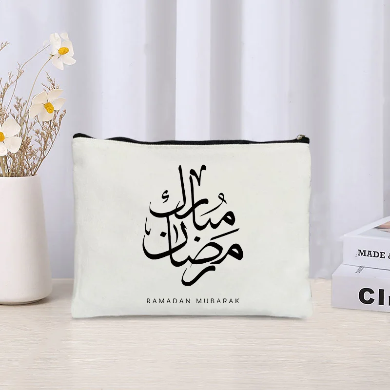 Ramadan Kareem Arabic Pattern Makeup Bag Mosque and Crescent Moon Pattern Cosmetic Case Eid Mubarak Gifts Islamic Gift Muslim