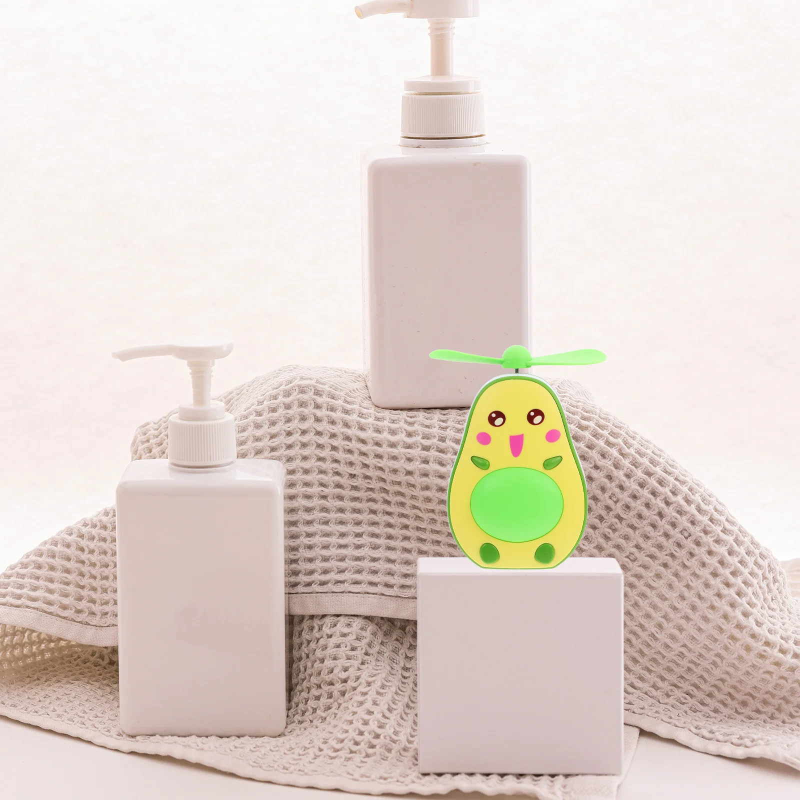 

1Set Portable Makeup Mirror Folding Rechargeable Fan Multifunctional Mirror Compact Hand-Held Fan for Home Travel