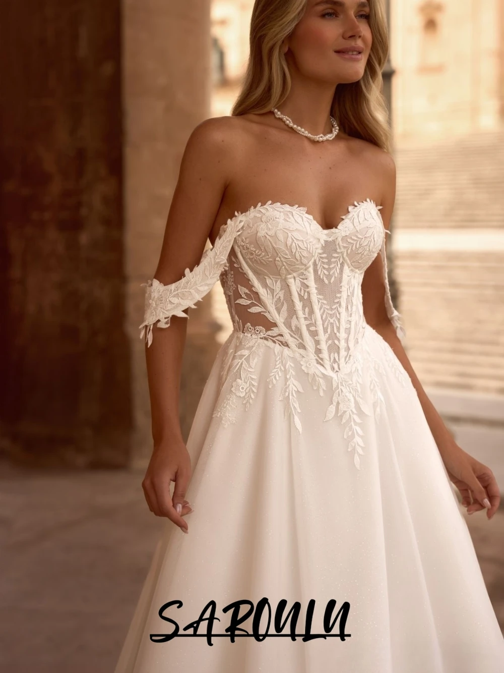 

Elegant Simple A Line Wedding Dress Off-the-shoulder Appliques Gorgeous Customized Bridal Gown Women Beautiful Long Wear