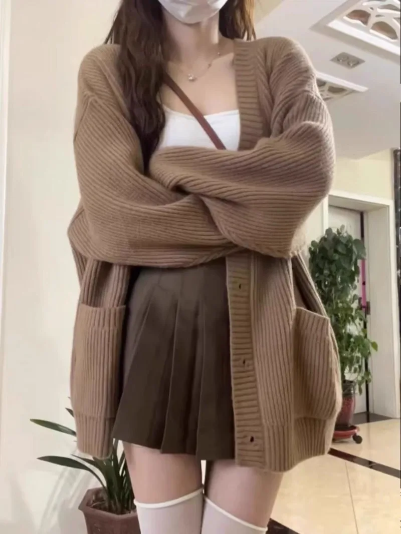 

Women Cardigan Sweater Coats Fashion Female V-neck Loose Knitted Jackets Korean Autumn Winter Casual Button Sweater Sudaderas