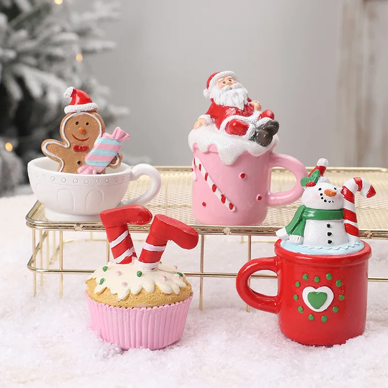 

Christmas Decorations Cartoon Cute Creative Santa Resin Crafts Desktop Home Atmosphere Ornaments Kid Collect Festival Gifts