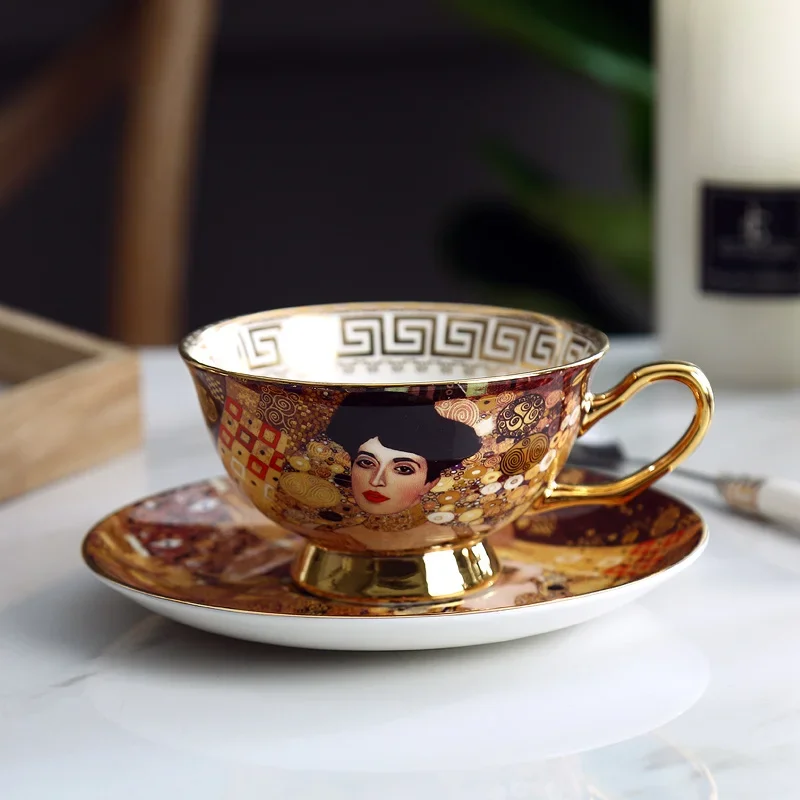 Coffee Cup Set Bone Porcelain Ceramic Tea Set Kiss Luxury Gift Ceramic Beverage Tea Cup with Spoon