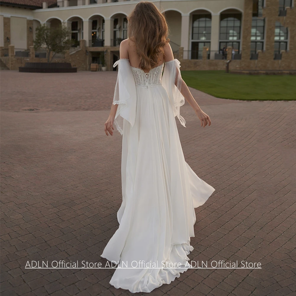 Customized Sexy Wedding Dress New Arrival Long Sleeves Strapless Beading Sequined Lace Applique Summer Beach Bridal Gown