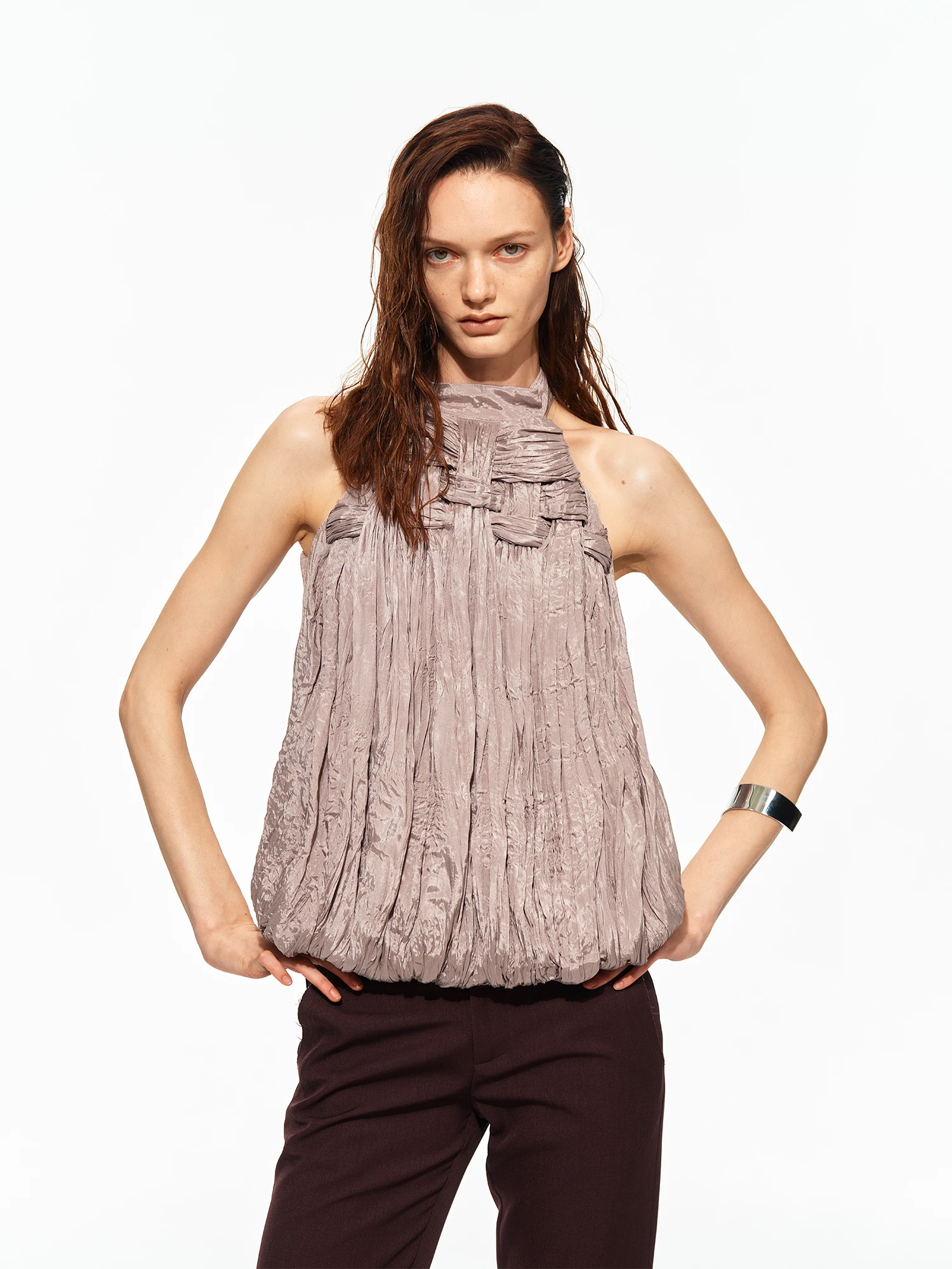 Handwoven Stand Collar Vest PRRP Hanging Neck Loose Fit Sleeveless Top Floral Embellished Hem Straight Cut Summer New Arrival