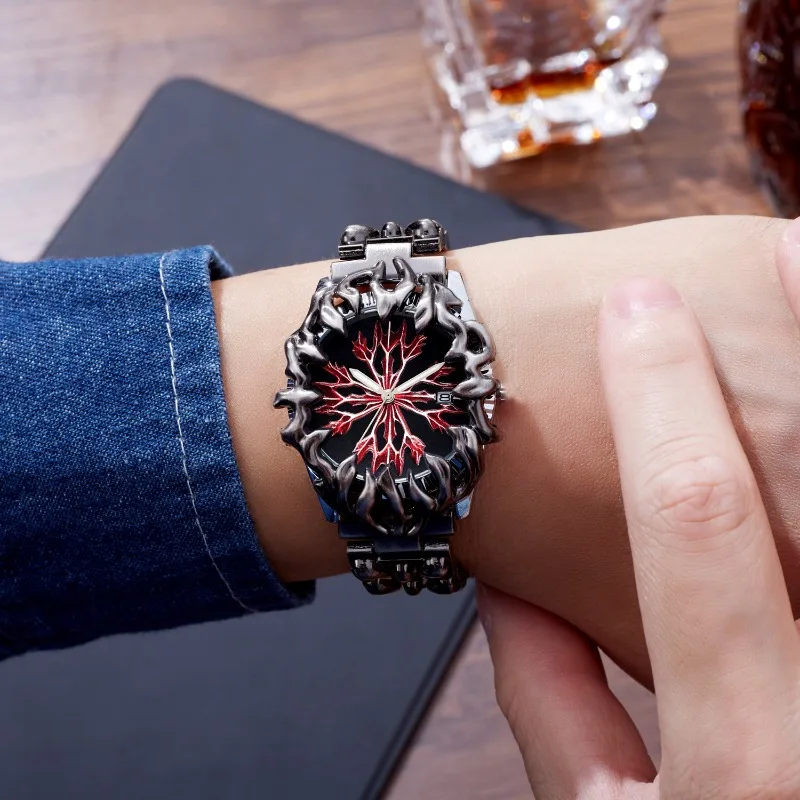 

New Paw Watch Male Hip Hop Millennium Retro Waterproof Watch