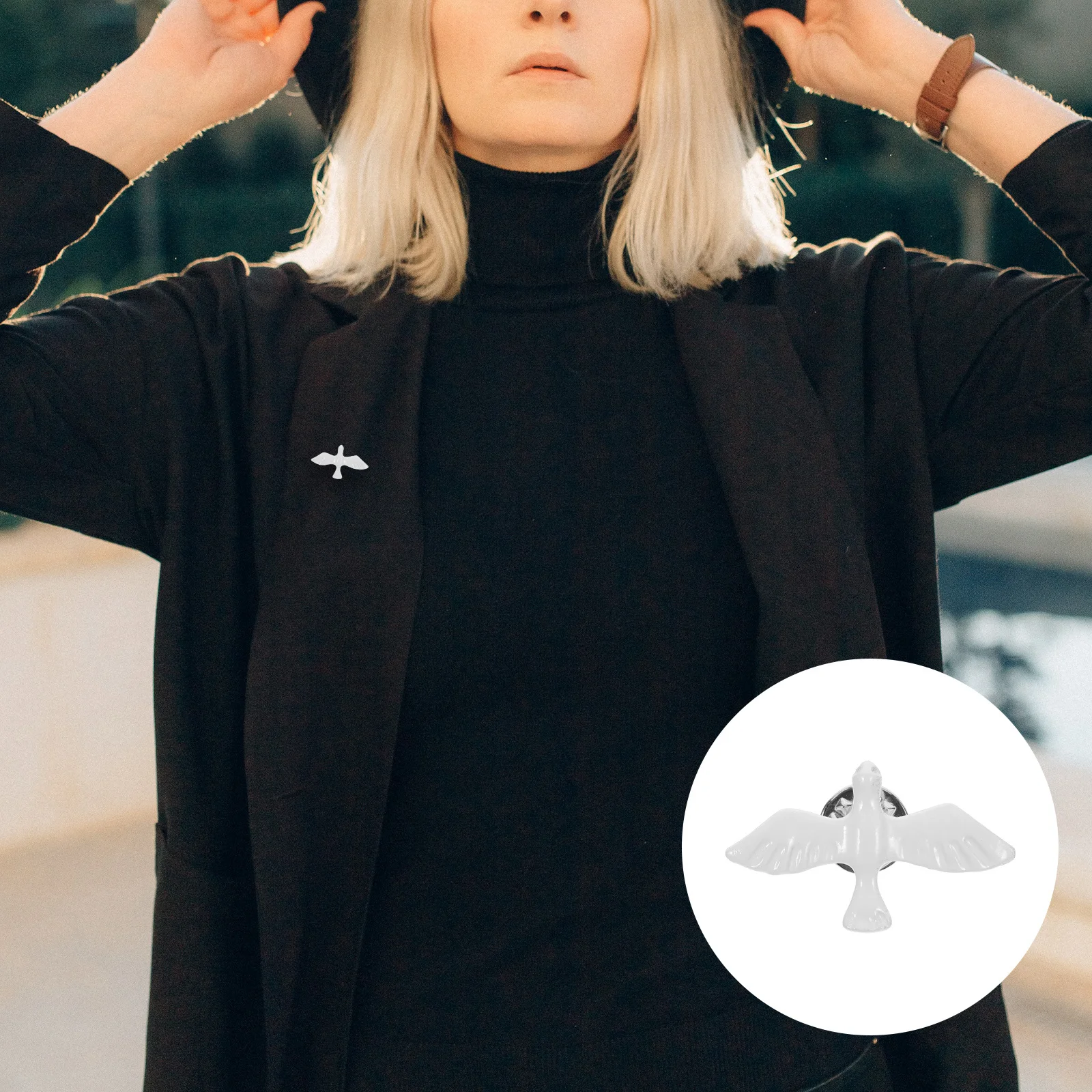 

2pcs Chest Pin Accessories Miniature Dove Lapel Pin Spiritual Catholic Communion Badge For Religious Ceremony Holy Baptism Peace