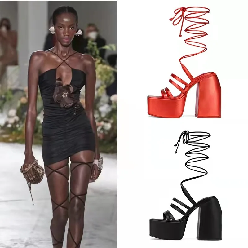 

Сандалии женские атласные на очень высокой платформе, комбинированные туфли на толстом каблуке, тонкий ремешок, открытый носок, на шнуровке, большие размеры