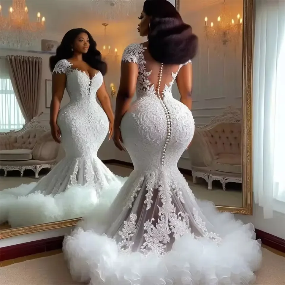 

Sexy Button Back Tulle Ruched Train Wedding Dresses Luxury 2025 Lace African Bridal Gowns Customized