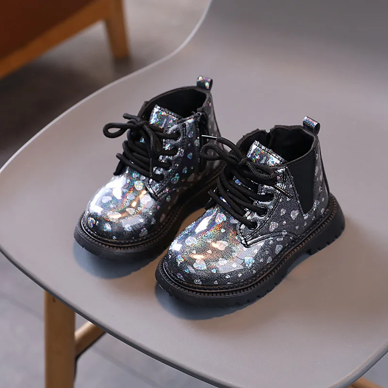 Child Winter Snow Boot 2026 New Simple Girl Flat Boots Fashion Girl Anti Slip Soft Bottom Men Women's Versatile Short Boots