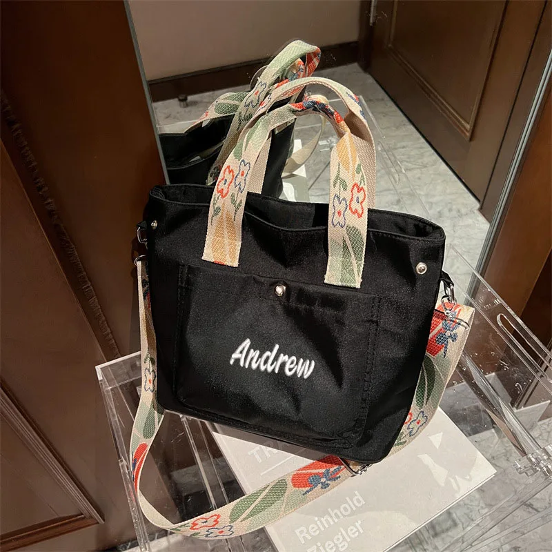 Borsa a tracolla in Nylon di grande capacità personalizzata borsa a tracolla Versatile impermeabile di moda con ricamo personalizzato