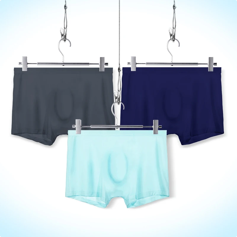 ملابس داخلية من الحرير الجليدي للرجال سراويل بوكسر شفافة رفيعة للغاية مثيرة قطعة واحدة صيفية قابلة للتنفس للشباب بأربعة زوايا