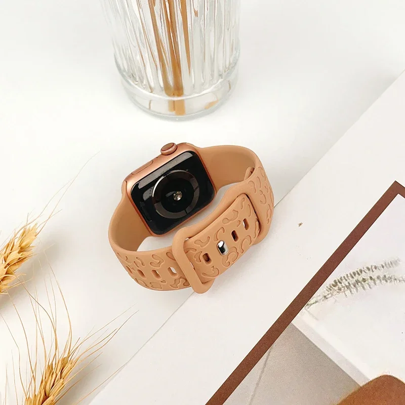 Leopard Engraved Strap For Apple Watch Band 44mm 40 45 49mm 41 38 42mm silicone band for iwatch series 7 se 3 6 8 ultra bracelet