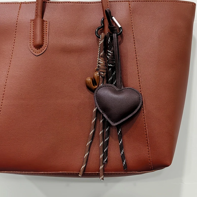 Fashionable Heart Leather Rope Keychain Y2K Bag Pendant Ornaments Mobile Phone Lanyard Gifts Bag Accessories ﻿