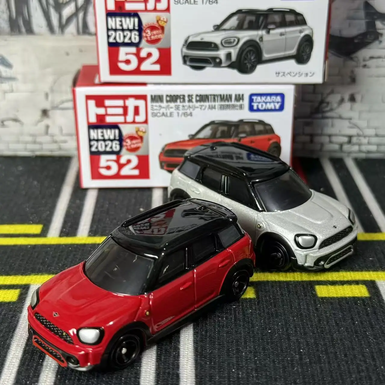 Takara Tomy Tomica No.52 Mini Cooper SE Countryman All4 Mini Alloy Car Model Diecast Vehicle Toy Collection Kids Birthday Gift - view 2