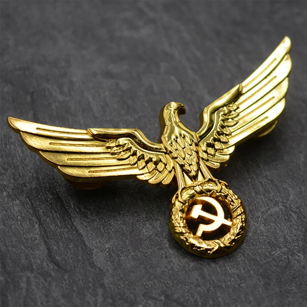 Soviet Victory Eagle Medal Golden Wings USSR Metal Badge Brooch Pin