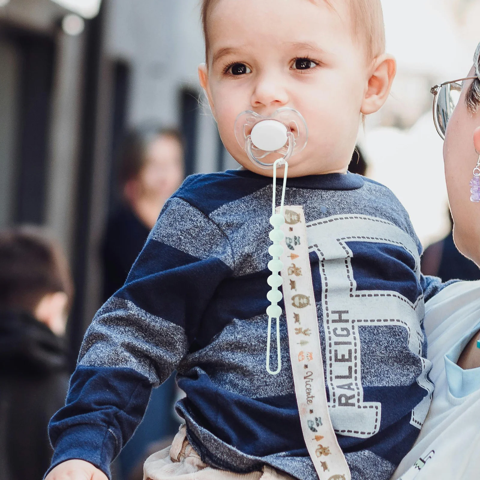 

2Pcs Infant Pacifier Clips Silicone Holder Easy Clean Secure Attachment Stylish Baby Accessories Pacifier Clip