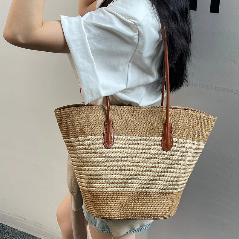 

Contrasting color underarm bag beach woven seaside versatile large capacity shoulder tote bag