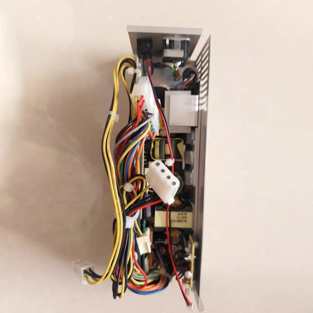 Das Netzteil FSP150-50LM2