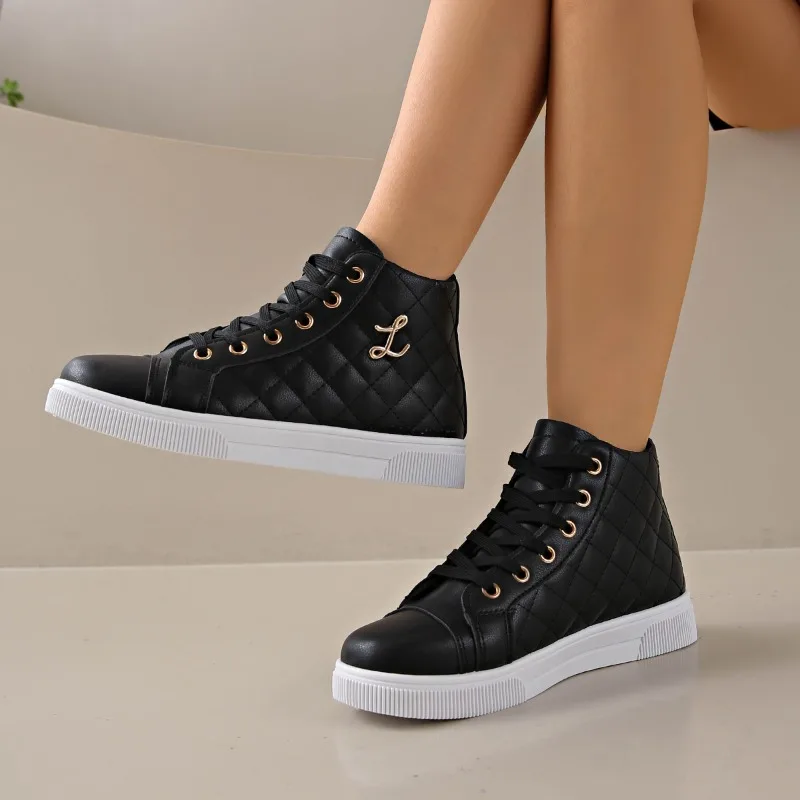 Casual Retro Commuter Vulcanized Shoes 2025 New Spring Lightweight Thin Bottom Sports All-match Round Toe Flat Shoes Large Size