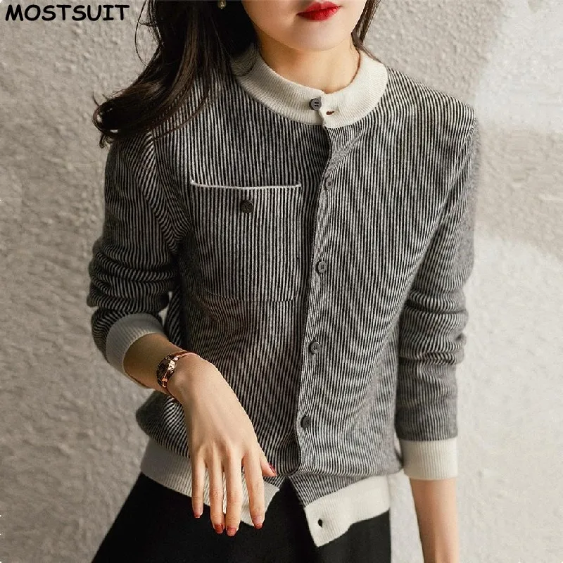 Grey Vintage Sweater For Women Knitted Cardigan Knitwear 2024 Autumn Long Sleeve O-neck Tops Workwear Elegant Ladies Jumpers