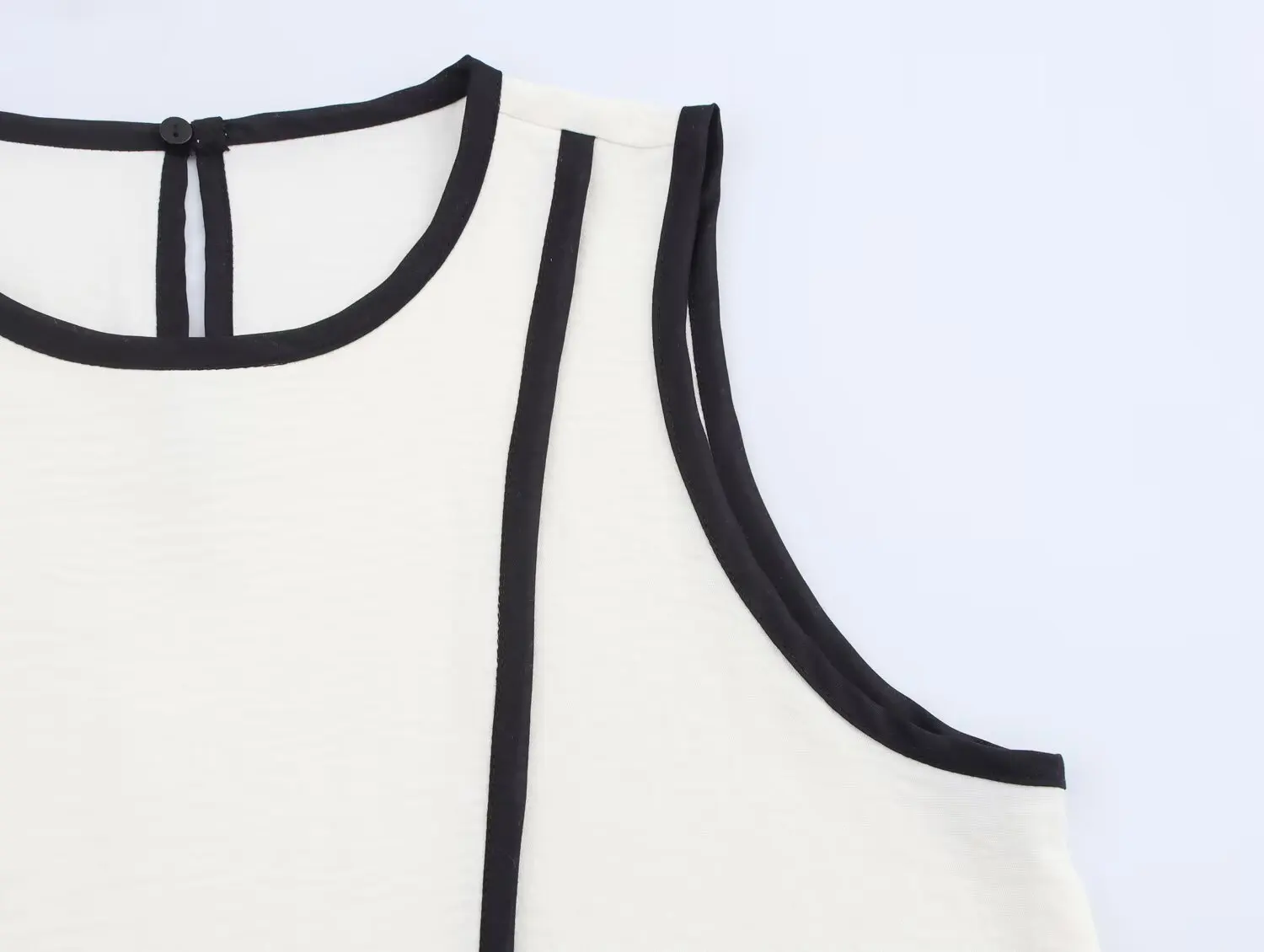 2025 New Women's Clothing European and American Style Contrast Color Trimmed Crepe Round Neck Sleeveless Vest