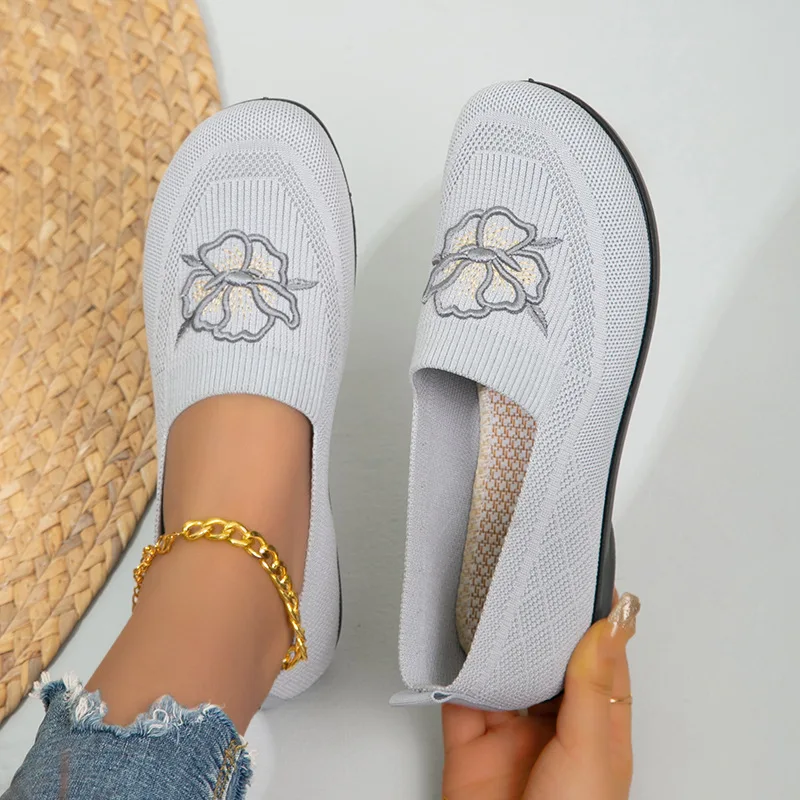 Damen-Strick-Slipper mit Blumenstickerei, flache Schuhe, atmungsaktives Mesh-Material, weiche Sohle, ideal für ältere Damen, Mütter, zum täglichen Gehen. – Detail 15