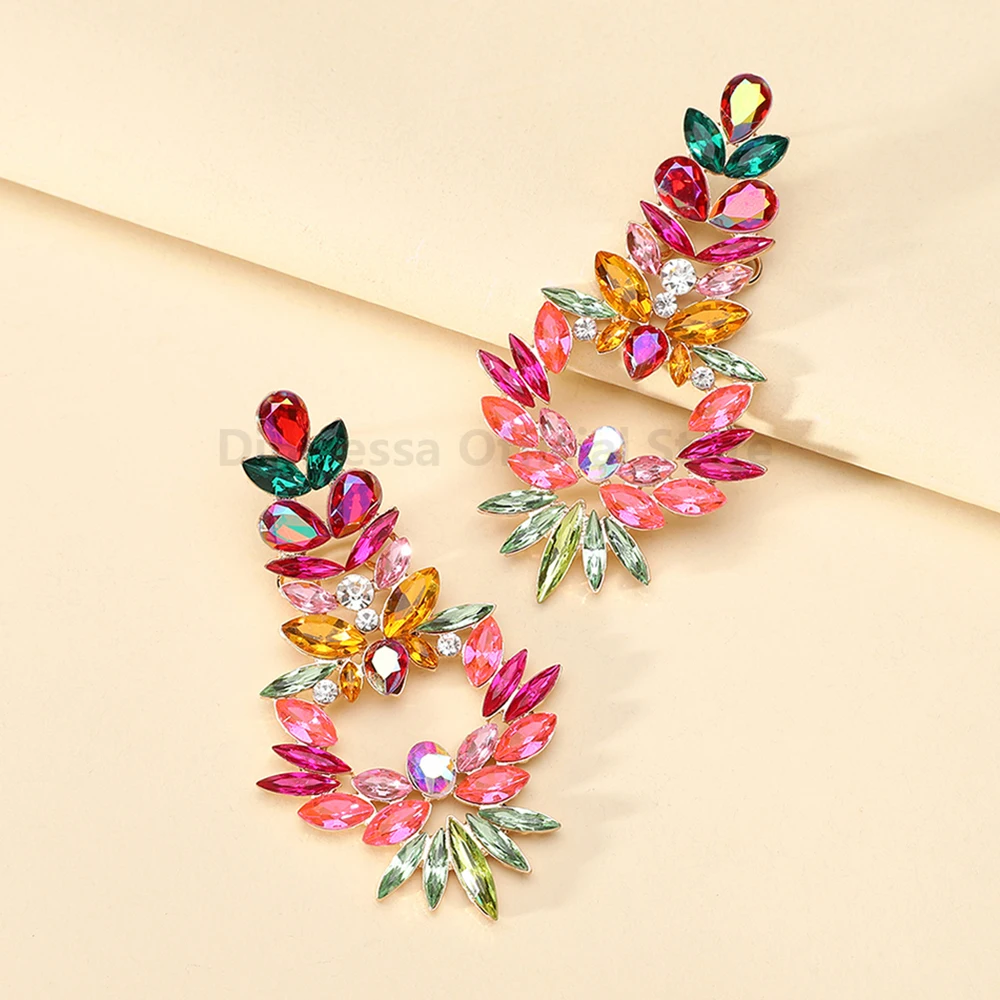 أقراط متدلية هندسية مثيرة للنساء ، متدلية مجوفة ، حجر راين ملون لامع ، مجوهرات أنيقة ، إكسسوارات فاخرة ، ديكور عصري