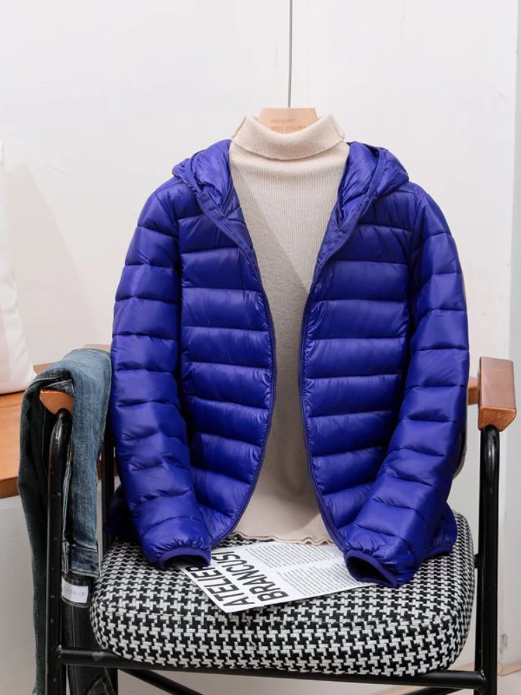 Chaqueta acolchada de algodón ultraligera para mujer, abrigo ajustado de estilo coreano, cálido para otoño e invierno, novedad de 2024