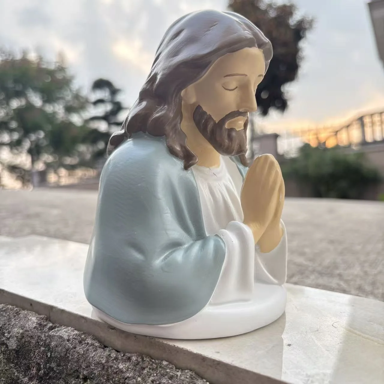 Jesus Prayer Night Light Christian LED Lamp Resin Religious Figurine Bedroom Table Lamp Home Prayer Room Decoration Gift view 2