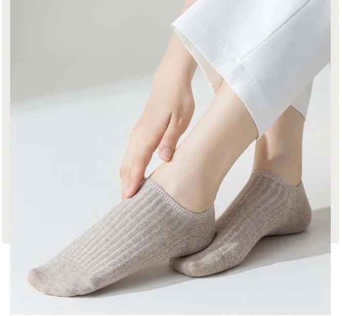 Mix and Match 5-Pair Set of Women's Summer Thin Solid Color Japanese Style Invisible Socks, Trendy Shallow Cut Non-Slip Breathable Short Socks