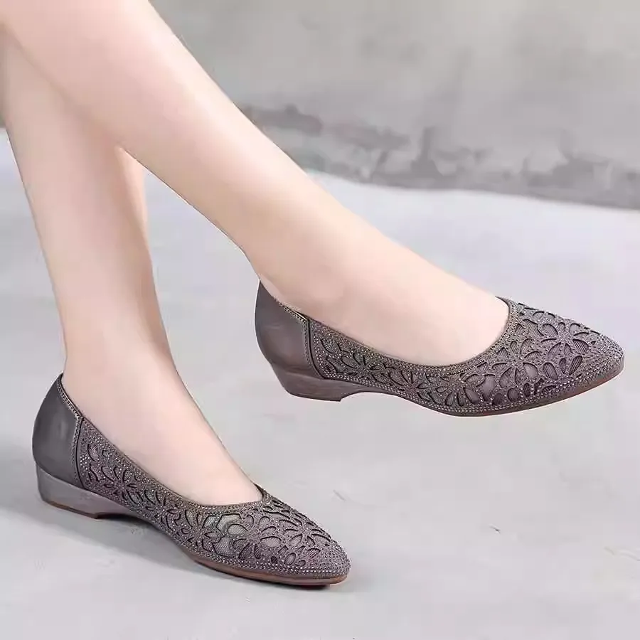 GKTINOO Frühling Sommer Mode Hohl Echtes Leder Pumpen Frauen Schuhe Med Heels Platz Ferse Mesh Damen Büro Schuhe Kristall