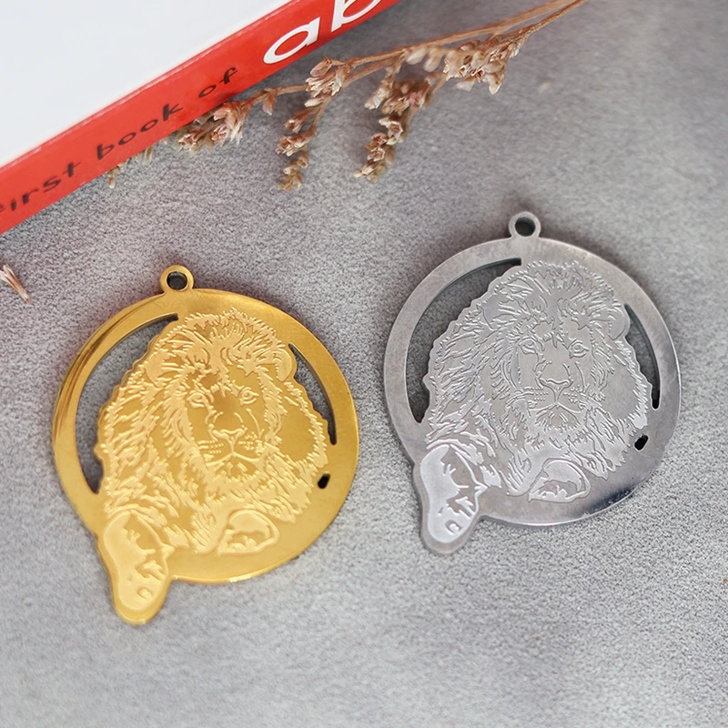 2pcs Punk Wild Animal Lion Brown Bear Polar Bear Wisent Charms For Jewelry Making Stainless Steel Pendant Fit diy Accessories