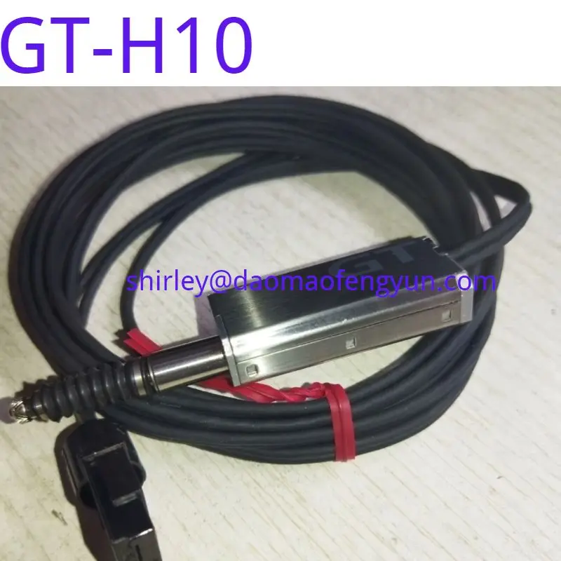 Used Original GT-H10 displacement sensor