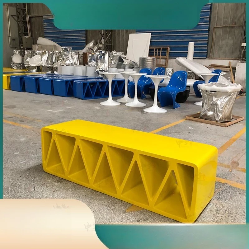 

Hxl fiberglass composite custom-shaped bench for shopping mall atriums and outdoor plazas