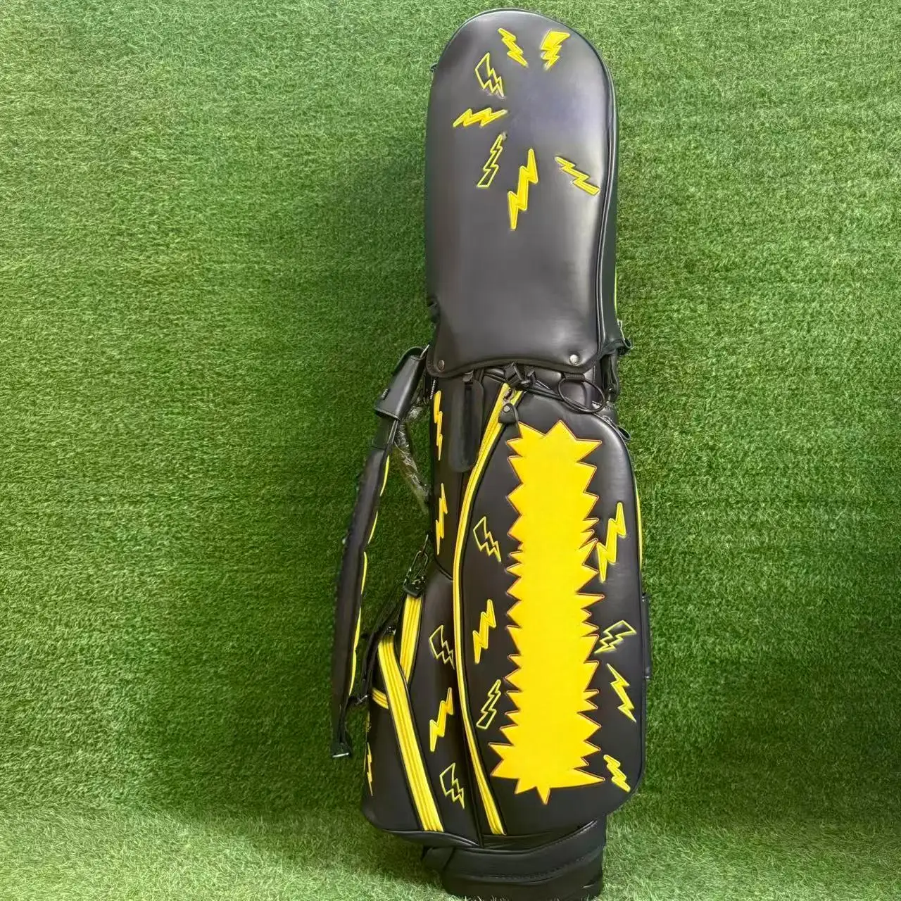 

Fashionable Lightweight Golf Stand Bag – Waterproof & Cute, Fun Style Golf Club Carrier
