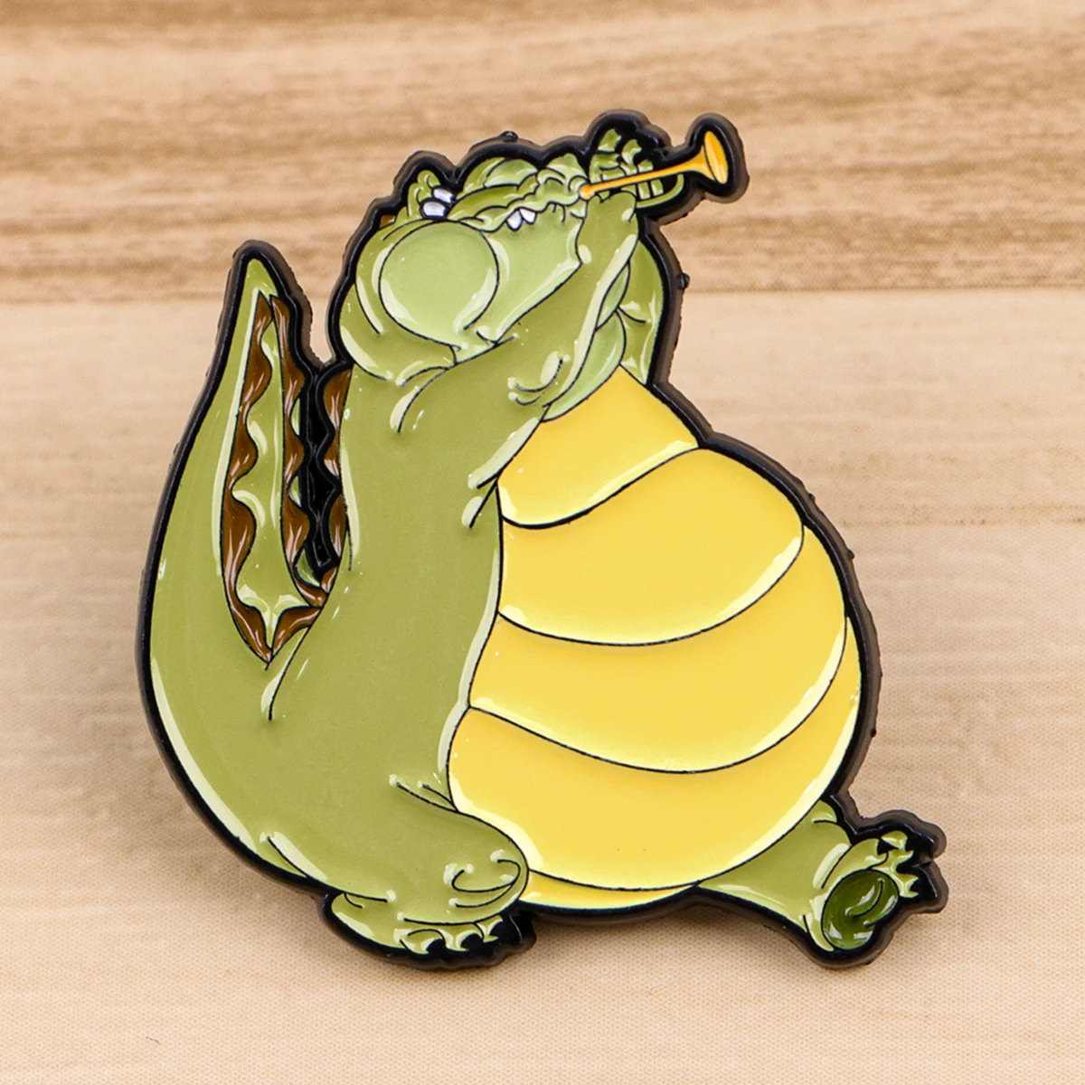 

Cute Crocodile Enamel Pin Funny Brooches Badges Lapel Pins for Backpack Jewelry Decorations Cosplay Accessories Party Gift Toys