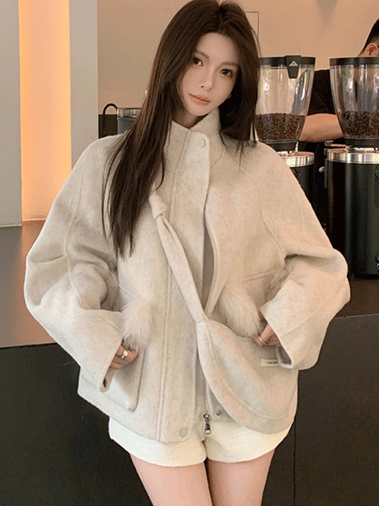 سترة شتوية نسائية من الصوف والكشمير لعام 2025 سترة دافئة من فرو الثعلب الطبيعي الحقيقي معطف نسائي سميك فاخر ملابس خارجية صوفية للسيدات