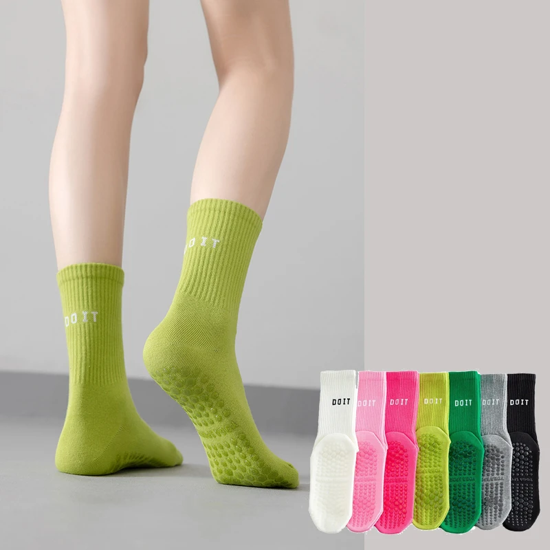

2PC Yoga Socks For Women Solid Non-slip Pilates Breathable Cotton Training Socks Dance Fitness Floor Socks Mid Tube Sports socks