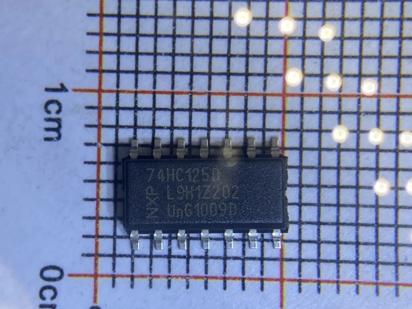

10pcs/lot 74HC125 74HC125D HC125 SOP-14 integrated circuits New Original