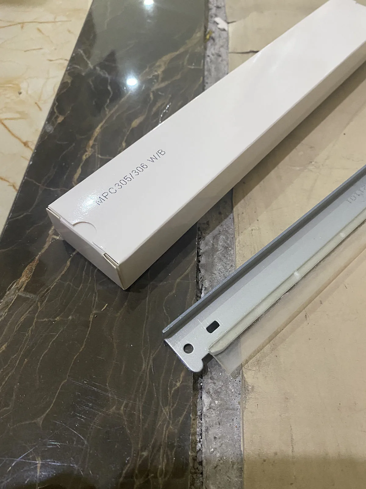 

Для Ricoh Aficio MP C 305 C306 C307 лезвие для чистки барабана MPC307 MPC306 MPC406 MPC407 лезвие переноса IBT лезвие