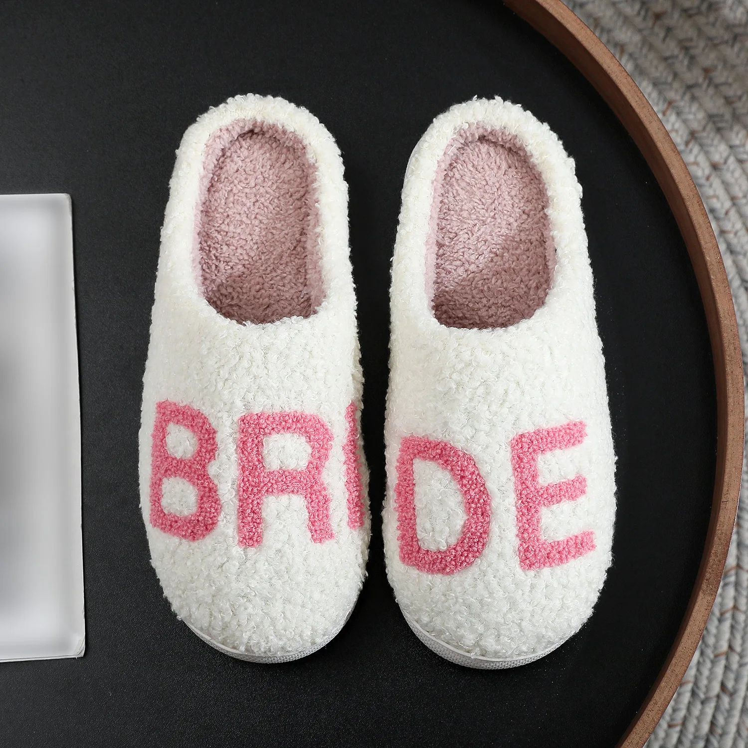 BRIDE Plush Slippers Bride Home Winter Honeymoon Shower Shoes Large Size Creative Bridesmaid Romantic Gifts Wedding Photo Props