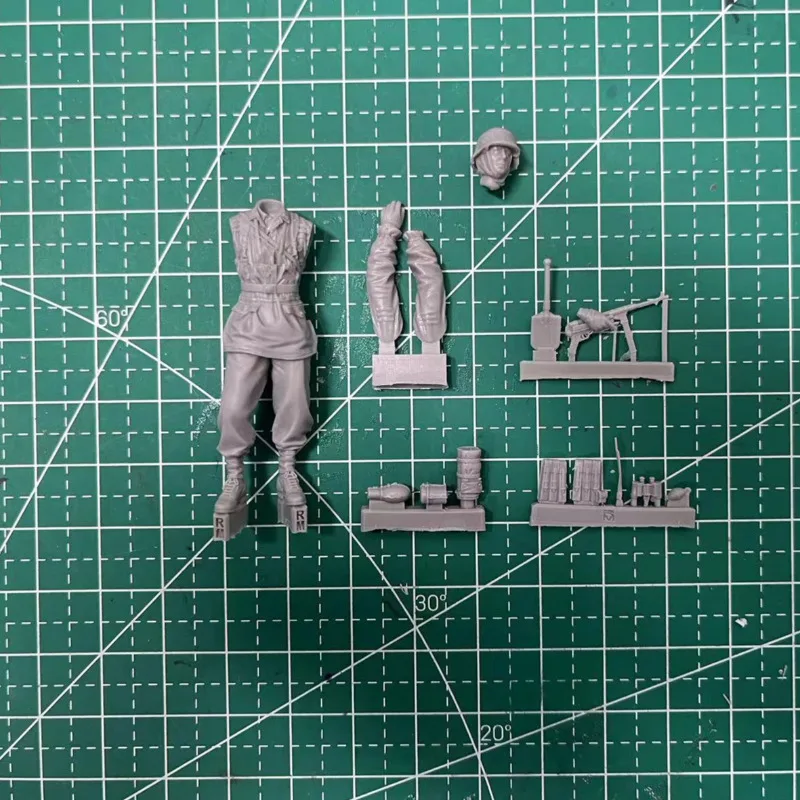 1/35 Scale Resin Figure Model Building Kit History Miniature Hobby Diorama Toy Soldier 1 Person Unassembled & Unpainted N1328-1