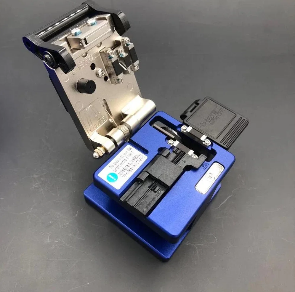 High precision Sumitomo FC-6S fiber cleaver / FC 6S fiber cleaver Optical fiber cutter